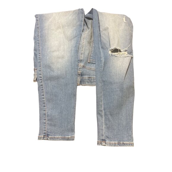 Regeneration By Celebrity Pink Light Wash Distressed Skinny Jeans Size 13 - Picture 3 of 5